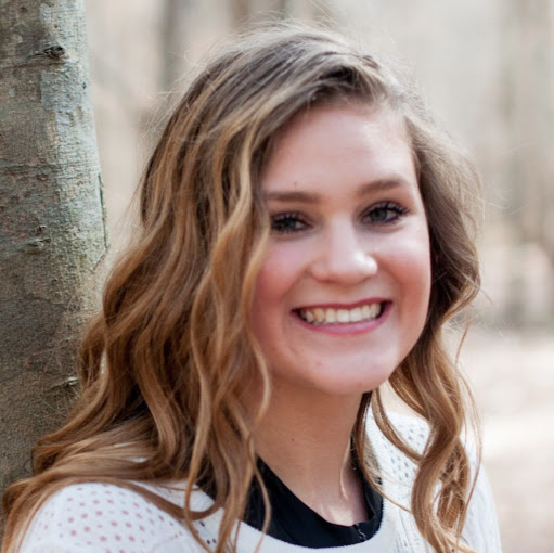 Samantha Hager Photo 6