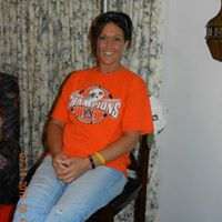 Angela Giles Photo 7