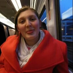 Justine Fisher Photo 12