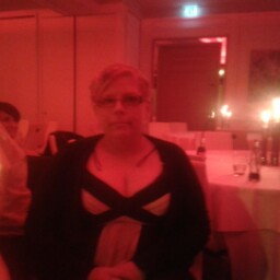 Theresa Smyth Photo 23