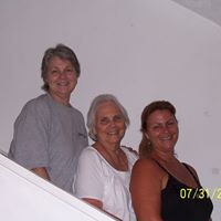 Nancy Douglas Photo 28