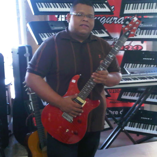 Wilfredo Lopez Photo 12