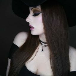 Jenny Adams Photo 5