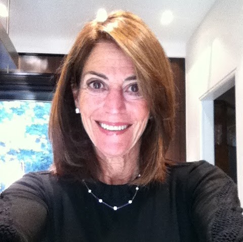 Ellen Miller Photo 26