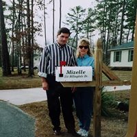 Beth Williams Photo 37