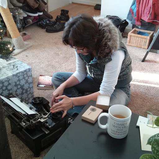 Annette Johnson Photo 7