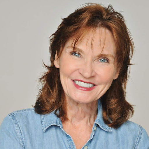 Denise Davis Photo 9
