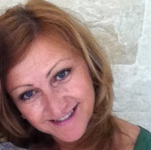 Louise Atkins Photo 25