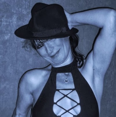 Andrea Morrison Photo 30
