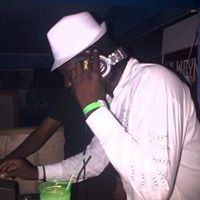 Dwayne Francis Photo 26
