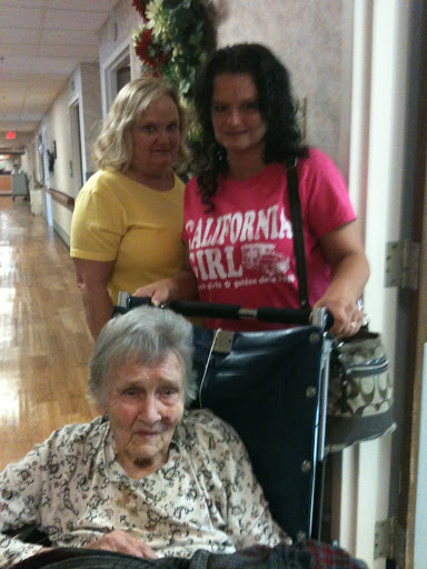 Christine Mayes Photo 27