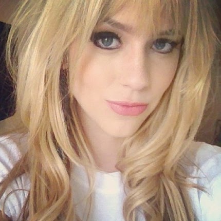 Clara Cohen Photo 16