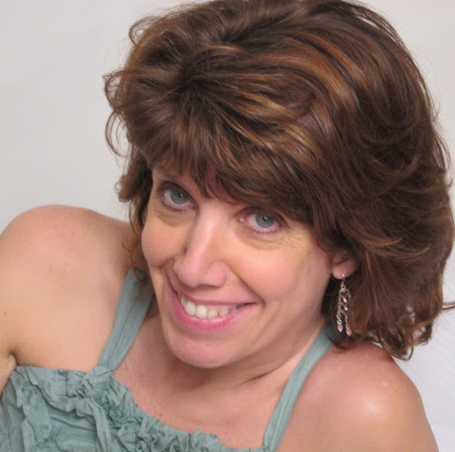 Julie Laughlin Photo 34