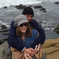 Michele Andrews Photo 30