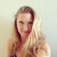 Elizabeth Colby Photo 11