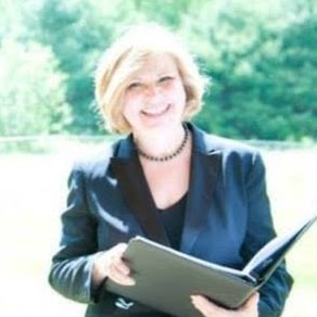 Joy Burke Photo 22