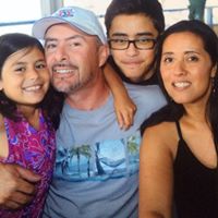 Cynthia Reyes Photo 26