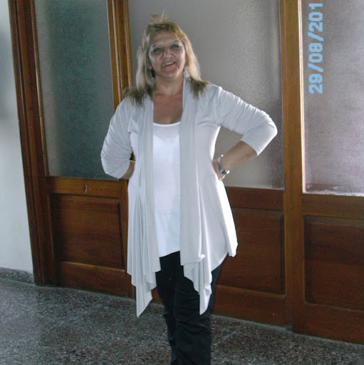 Dora Garcia Photo 42