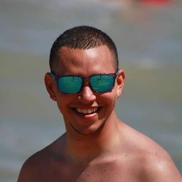 Carlos Vazquez Photo 23