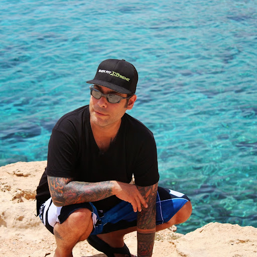 Ari Levin Photo 7