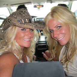 Mandy Dixon Photo 29