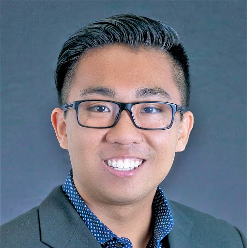 Jonathan Liang Photo 10