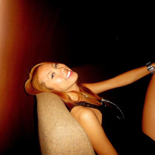 Martina Chan Photo 10