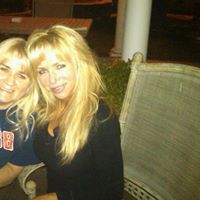 Laurie Walker Photo 34