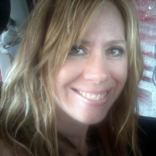 Erin Perry Photo 34