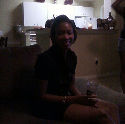 Regina Stewart Photo 38