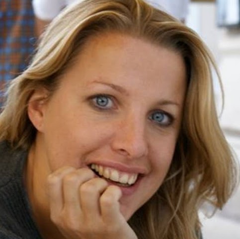 Charlotte Cook Photo 38
