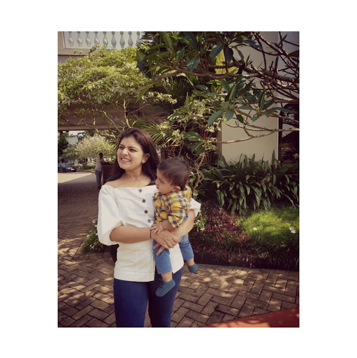Tina Roy Photo 15