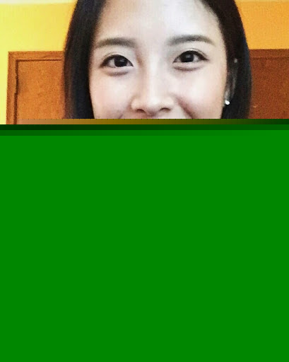 Jennifer Vang Photo 35