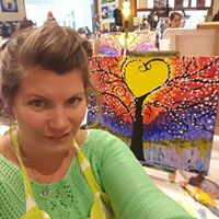 Sarah Wainwright Photo 17