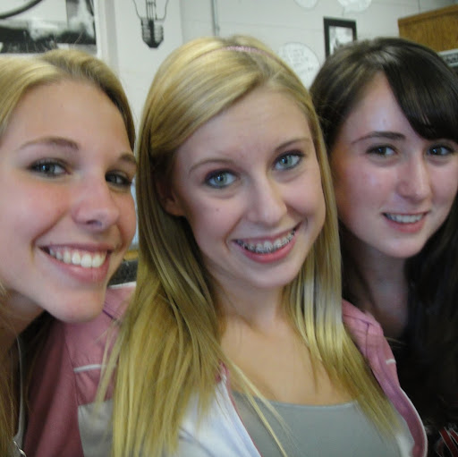 Kelly Ward Photo 29