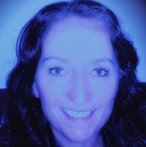 Maria Cook Photo 7