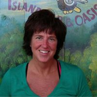 Julie Hooker Photo 27