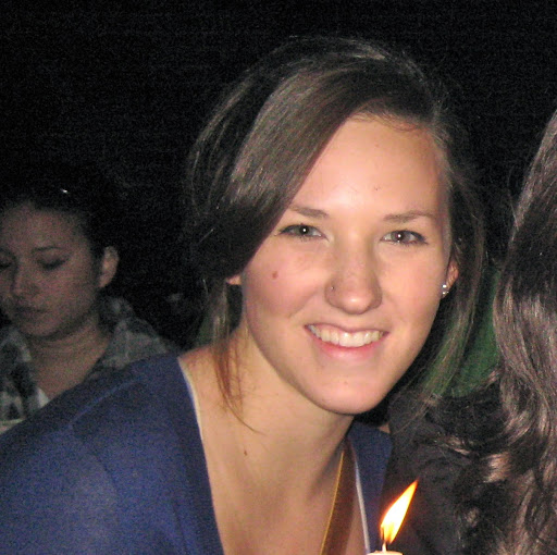 Julia Price Photo 12