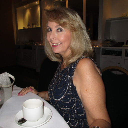 Jill Dwyer Photo 6