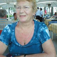 Anne Warren Photo 7