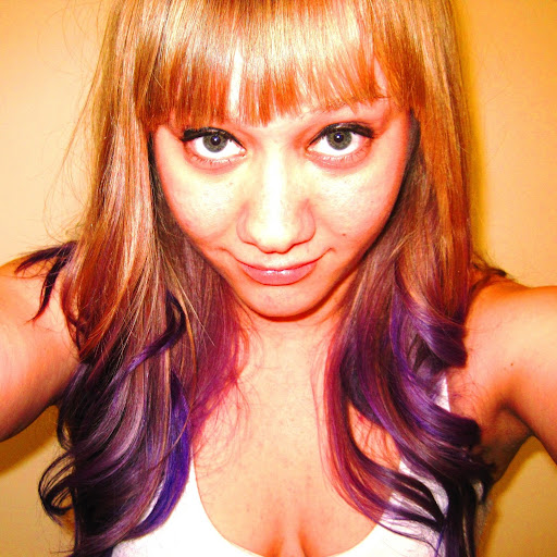 Kristen Larson Photo 38