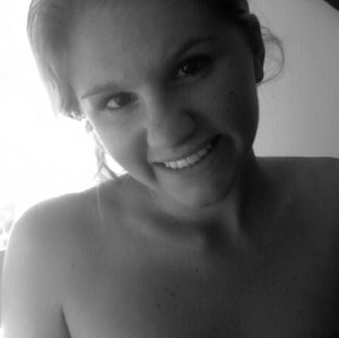 Lindsey Barnes Photo 31