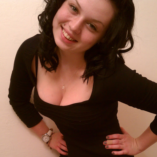 Allison Rogers Photo 4