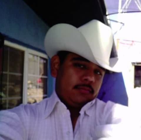 David Chavez Photo 33