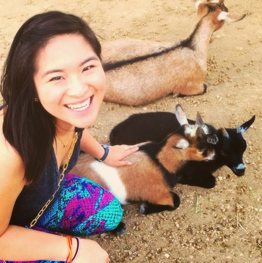 Hannah Lau Photo 17