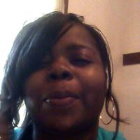 April Harris Photo 15