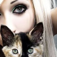 Lily Roberts Photo 7