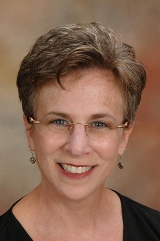 Linda Levin Photo 20