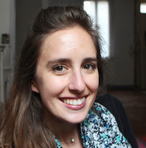 Caroline Stevenson Photo 27