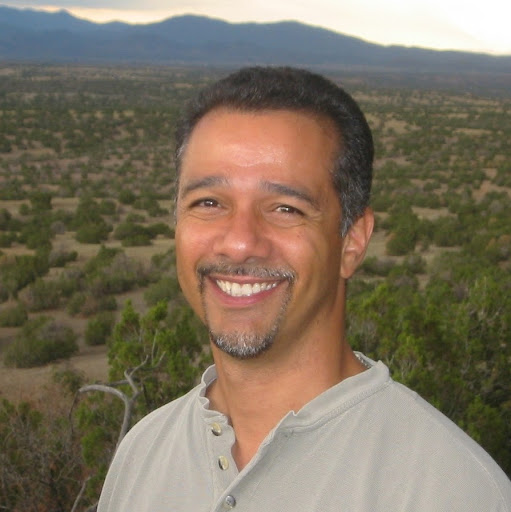Roberto Aponte Photo 8